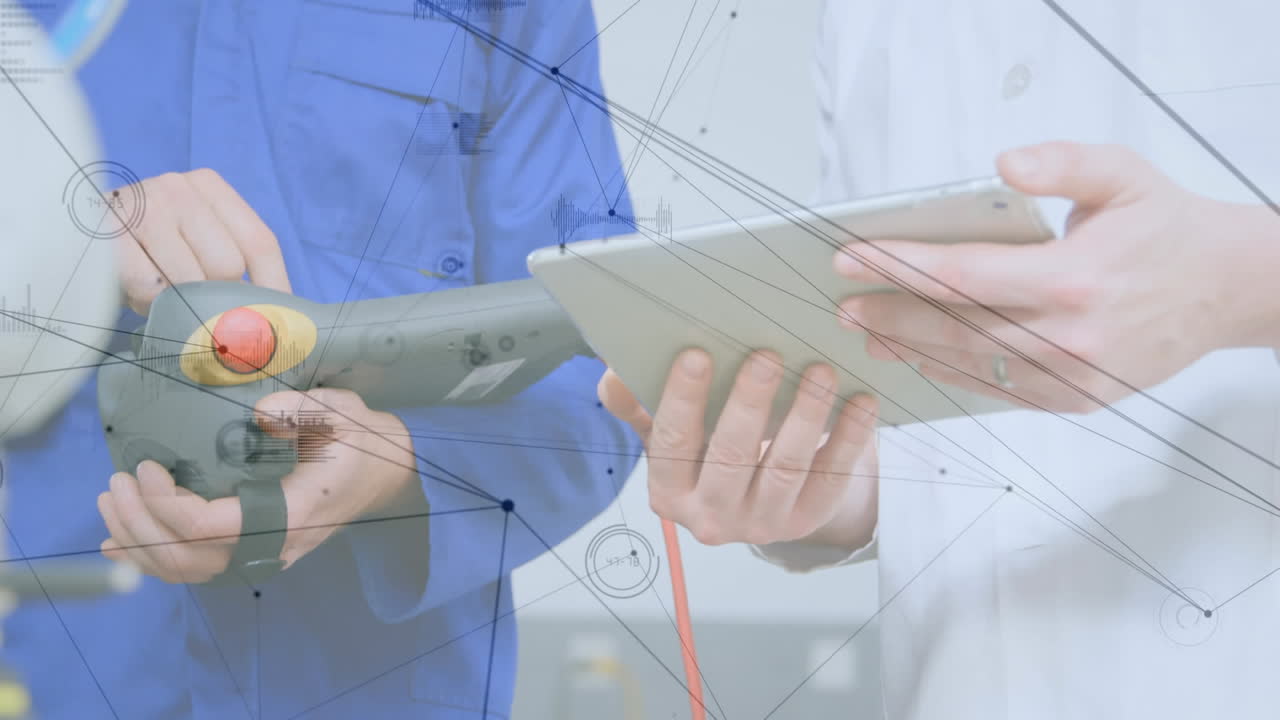 로 ⁇ 을 작업하는 백인 남성의 손을 통해 연결 네트워크의 애니메이션