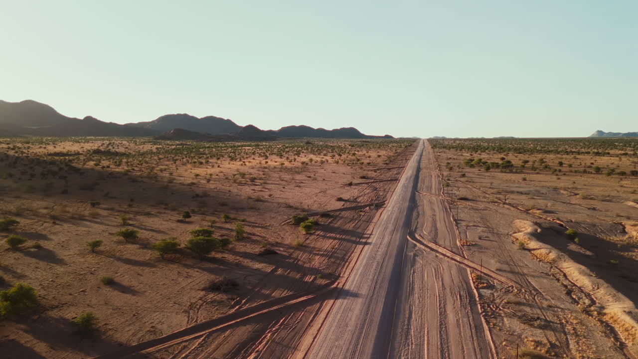 사막 도로 공중 사진