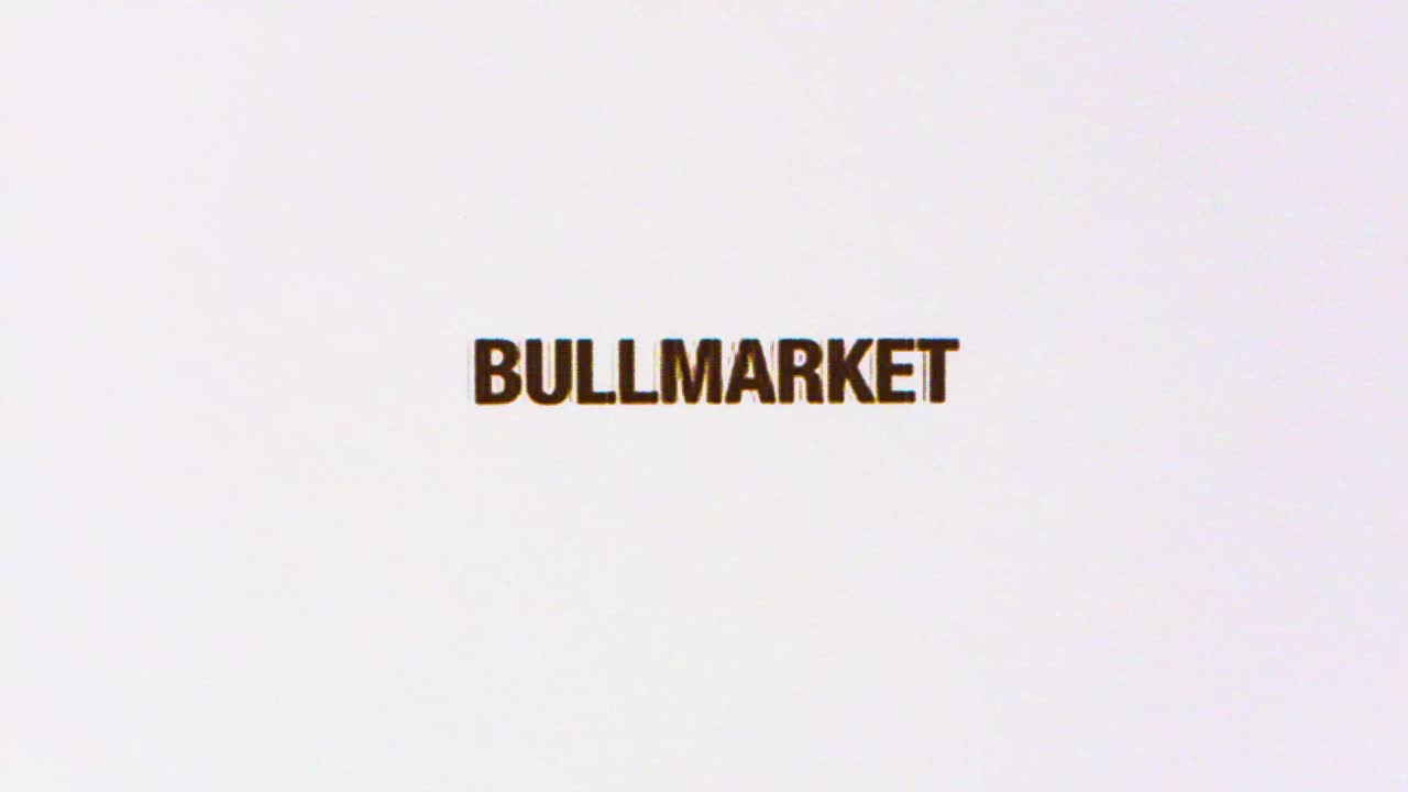 bullmarket vhs glitch 깨한 현대 글 흑색 백색 바탕에 노란색으로 단어를 반복합니다