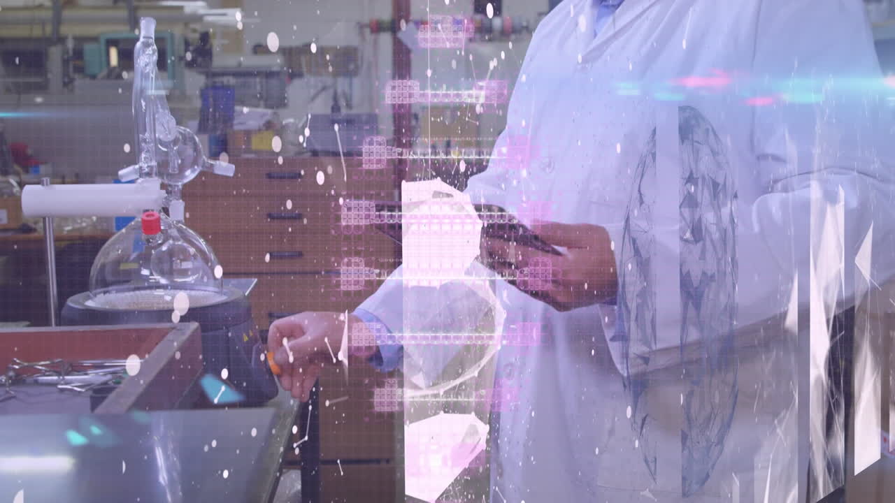 실험실에서 일하는 두 인종의 남성 과학자에 대한 dna 가닥과 연결 네트워크의 애니메이션