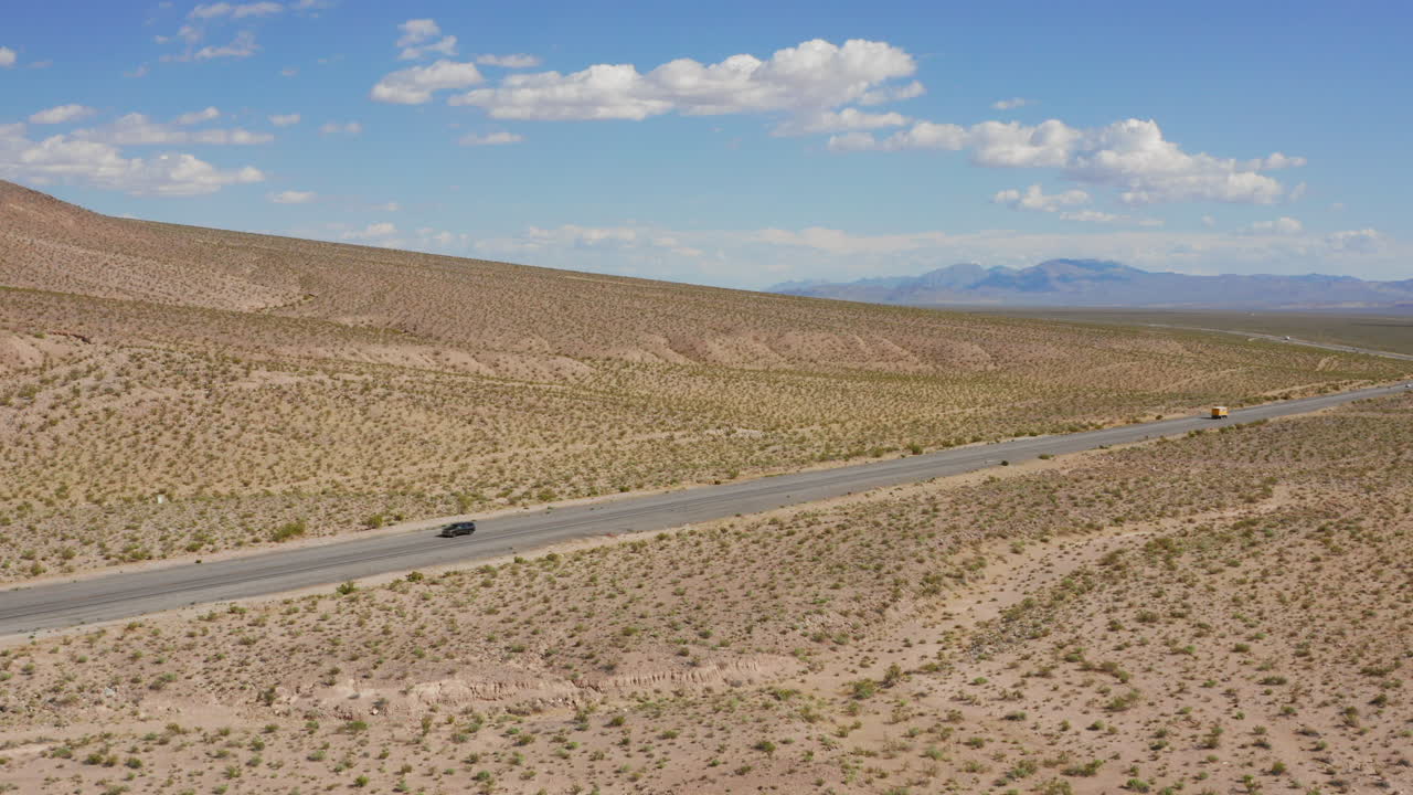 네바다주 죽음의 계곡 진입 직전 도로