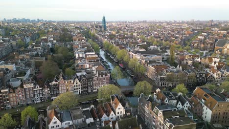 ámsterdam, países bajos - increíble vista desde un avión no tripulado
