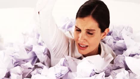 Businesswoman-asking-for-help-on-a-paper-waste