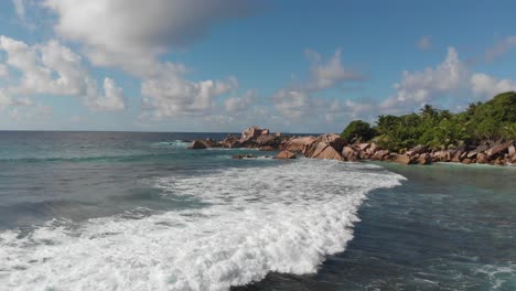 Donde-La-Tierra-Se-Encuentra-Con-El-Mar