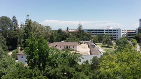 fotografía aérea de primer plano del fuerte de sutter del siglo xix en sacramento