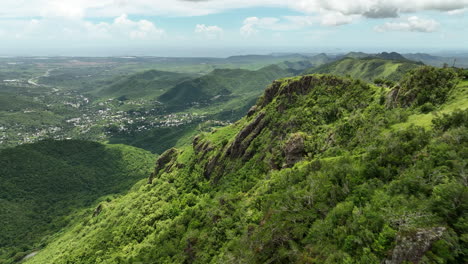 Mountain-at-Cayey-Puerto-Rico-on-a-Sunny