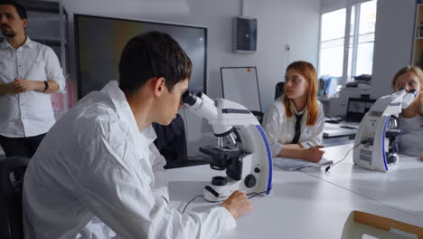 students in a science lab learning about biology