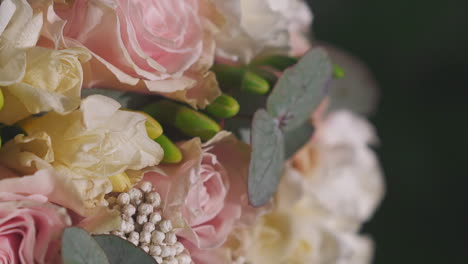 Gentle-wedding-bouquet-with-roses-and-eucalyptus-branches