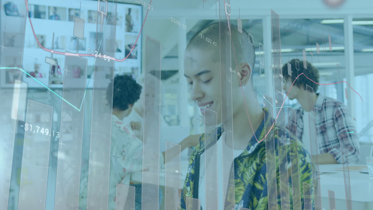 사무실에서 미소 짓는 두 인종의 남자의 초상화에 대한 통계 데이터 처리의 애니메이션