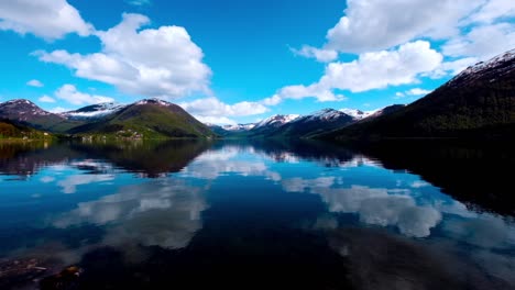 Hermosa-Naturaleza-Noruega.