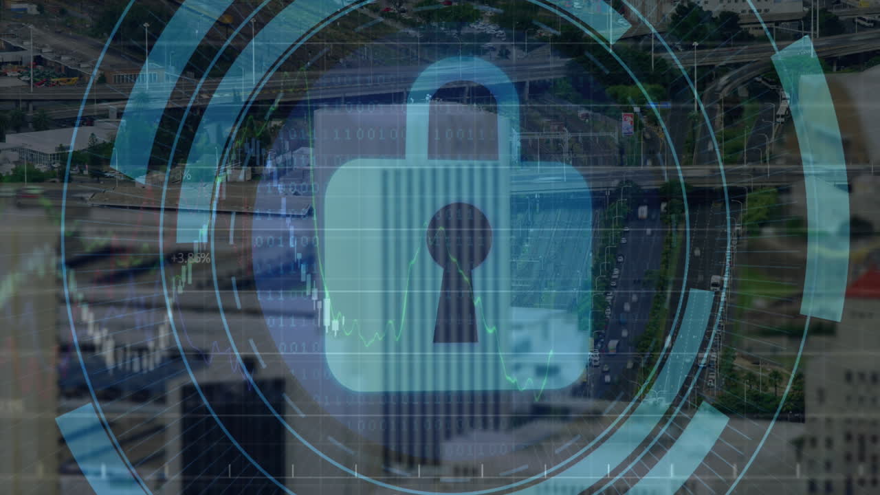 animación del icono del candado de seguridad y procesamiento de datos financieros en comparación con la vista aérea del tráfico de la ciudad