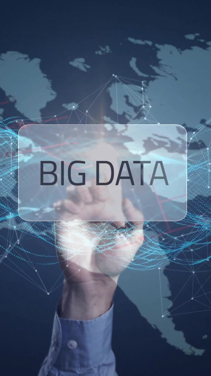 Animazione testuale Big Data su mappa del mondo con connessioni di rete