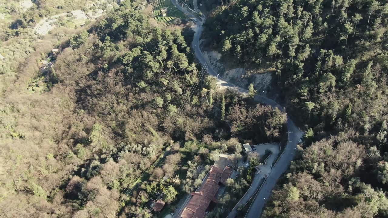 camino en la montaña