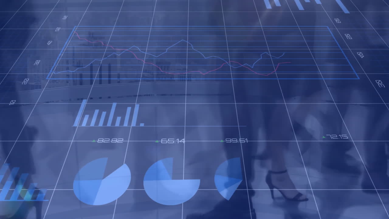 animación del procesamiento de datos financieros sobre personas de negocios caminando y paisaje urbano