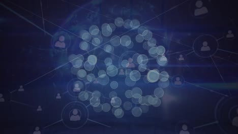 animación de la red de perfiles e iconos digitales sobre un globo giratorio contra un fondo azul.