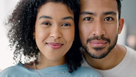 Retrato-De-Pareja-Feliz,-Amorosa-E-Interracial