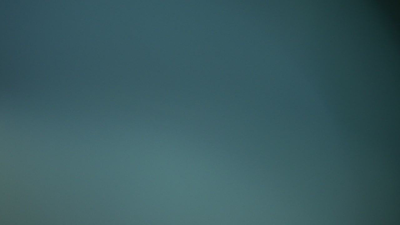 Light leaks recorded using real spherical lens and lens whacking technique