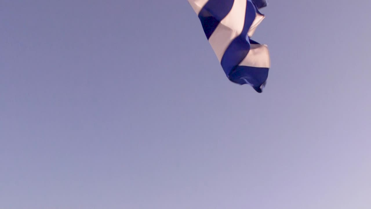 바람에 그리스의 국기