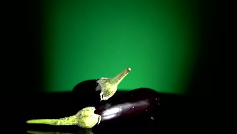 two eggplants turning loopable