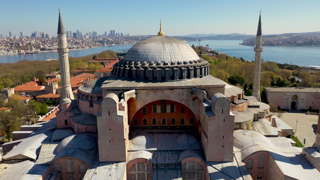 hagia sophia vista aérea con un avión no tripulado desde estambul.