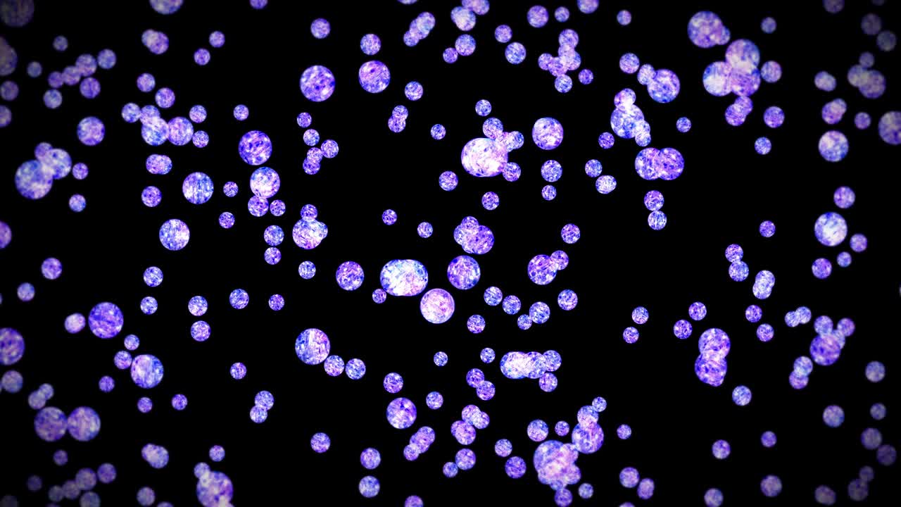 검은 바탕에 많은 은 크리스탈 구를 날아. 투명, 다채로운 유리 빛. 반이는 공 회전의 3d 애니메이션. 루프 애니메이션.