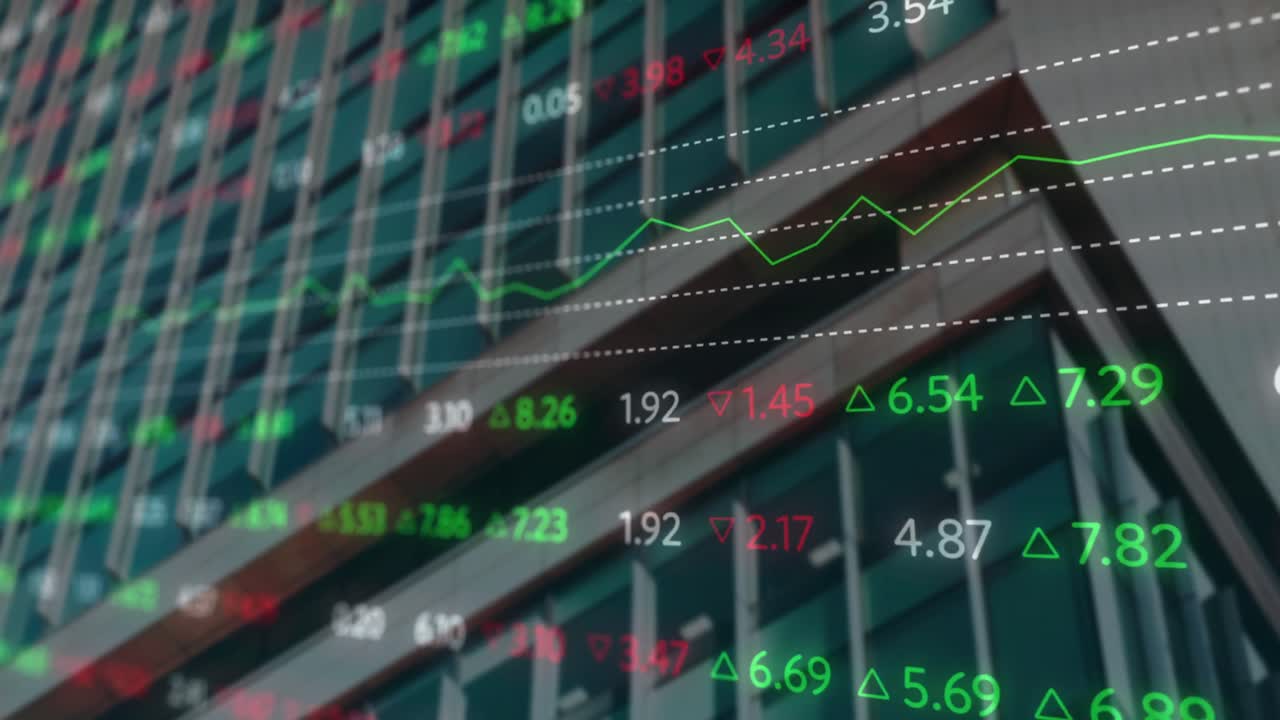 Animazione di elaborazione dati finanziari su un moderno edificio per uffici.