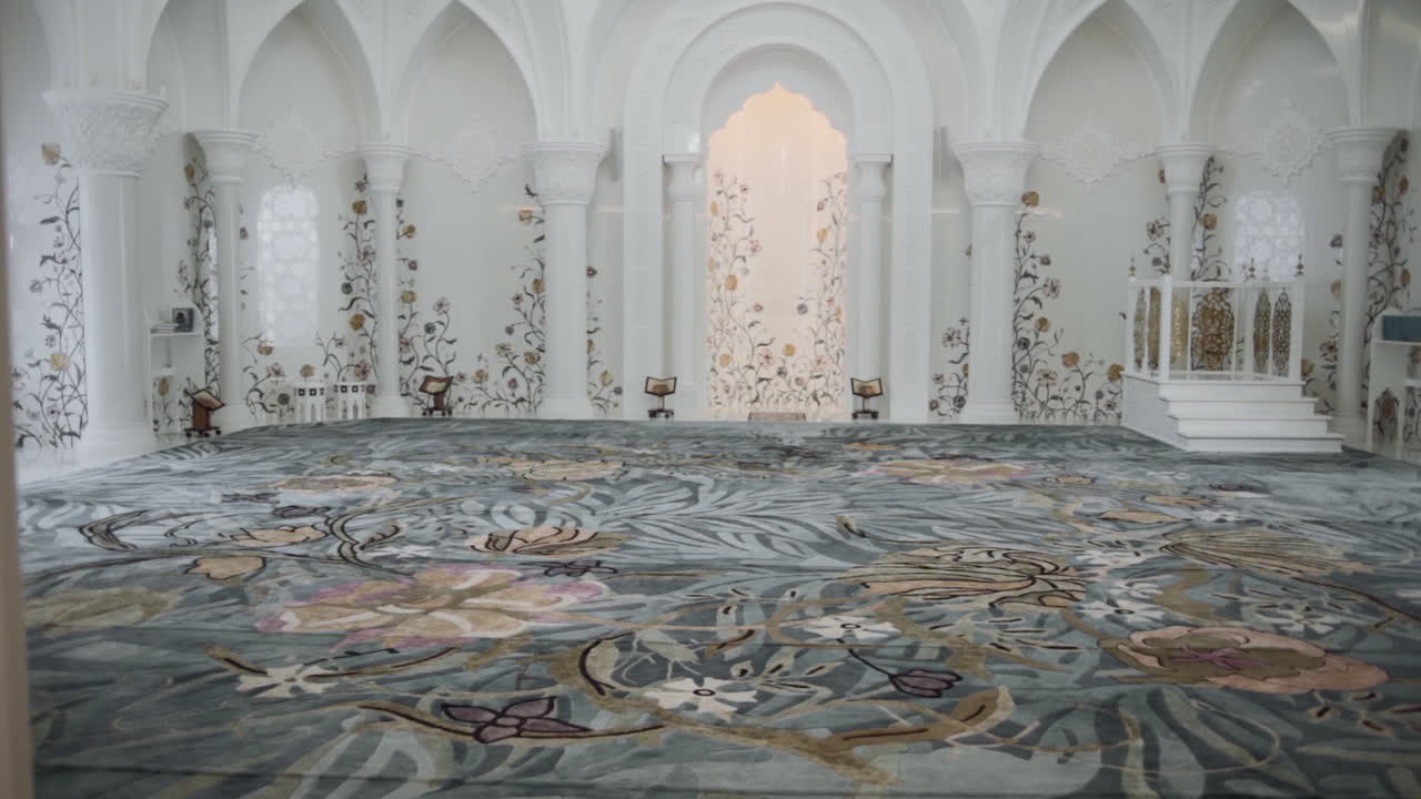 hermoso interior de una mezquita moderna