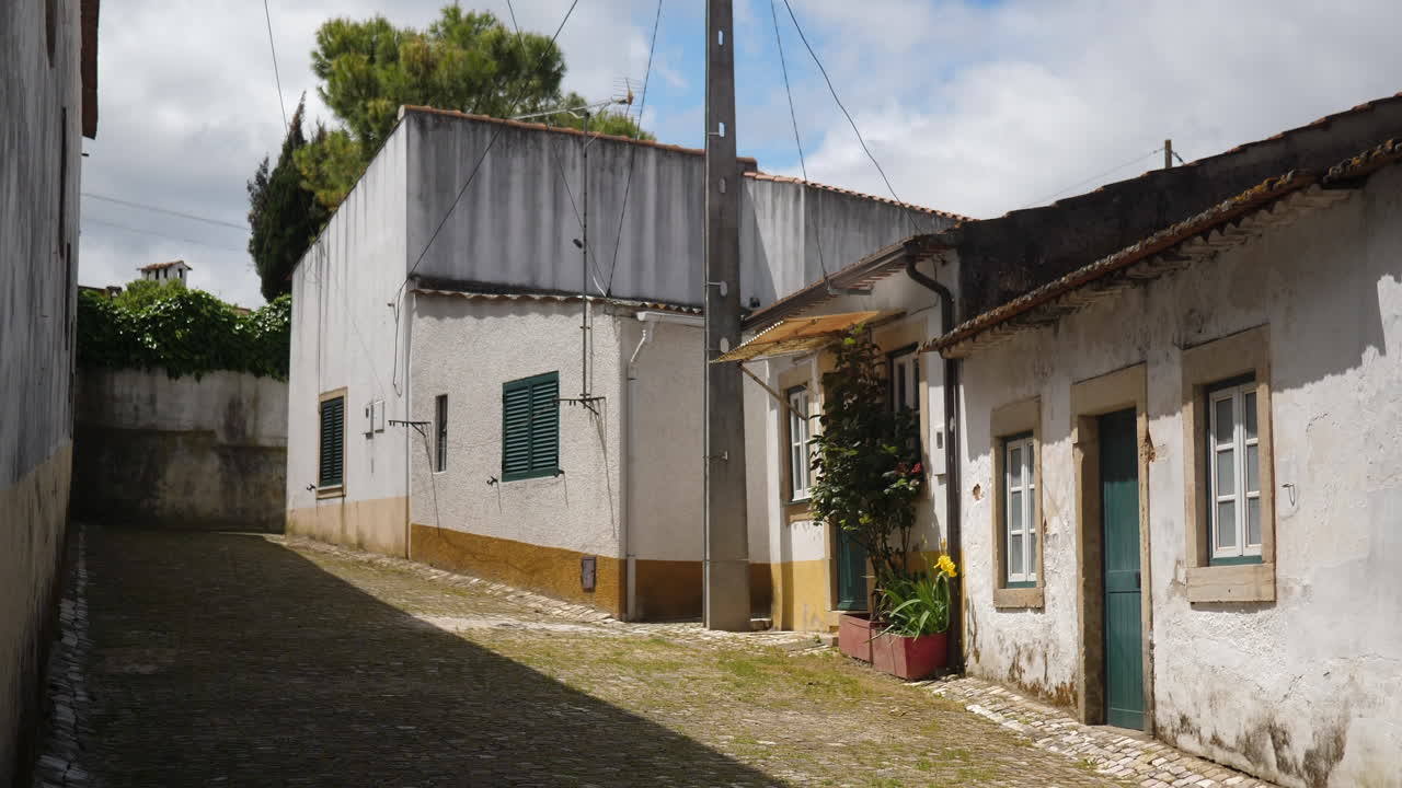 cem soldos의 거리, 포르투갈