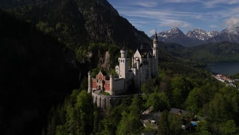 el castillo de neuschwanstein, una majestuosa joya bávara