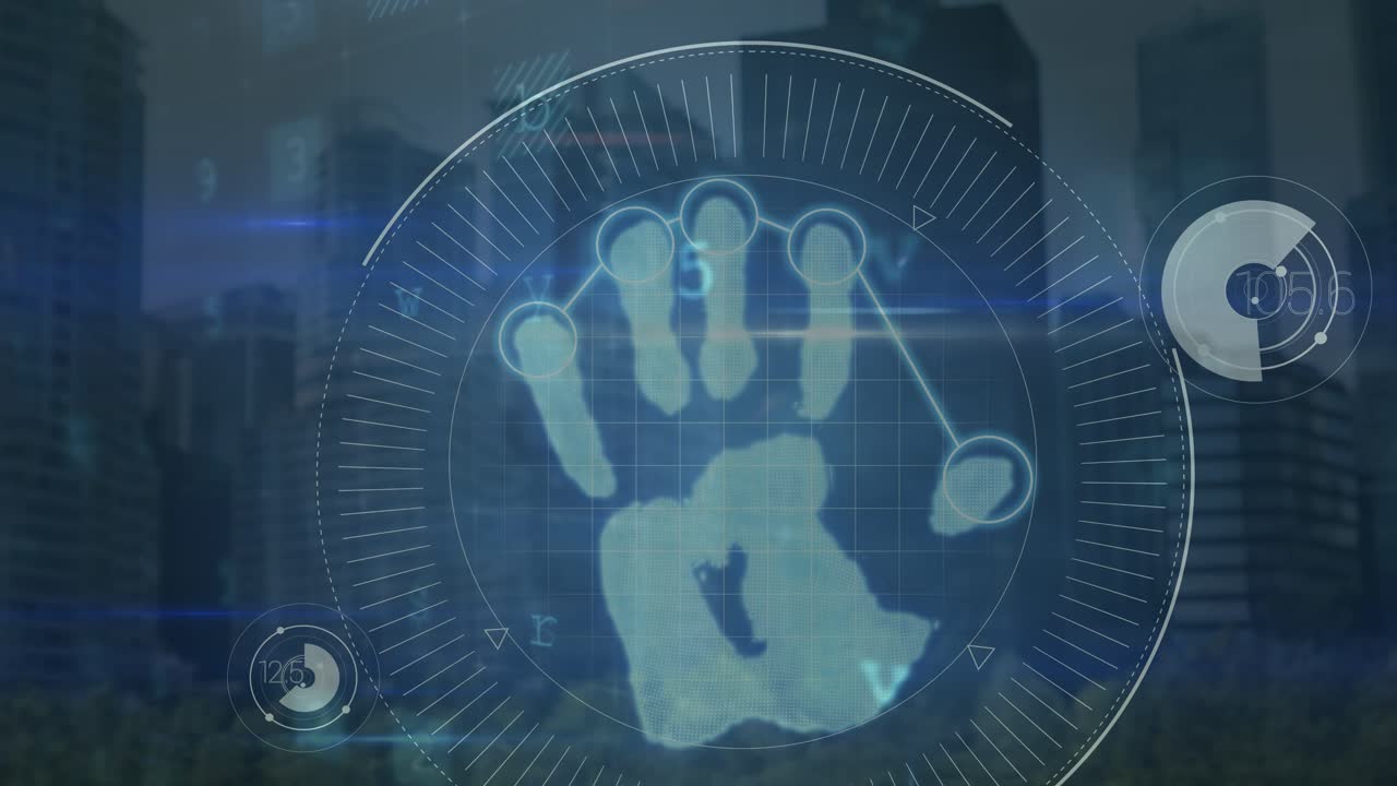 Animazione di una chiave digitale e codice binario sulle mani di un uomo d'affari caucasico che utilizza un touchscreen.