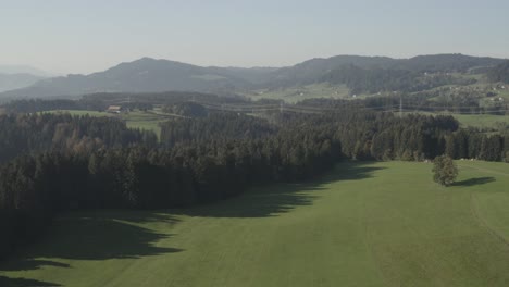 Bayerische-Landschaft-Im-Herbst-|-4k-D-log-–-Perfekt-Für-Die-Farbkorrektur