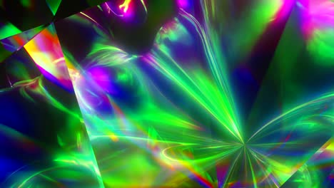 la luz pasa a través de las facetas de un diamante que gira lentamente y crea resplandores repetitivos y colores brillantes del arco iris. dispersión del arcoíris de la luz.