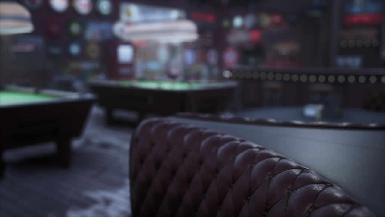 코로나바이러스 코로나19와 빈 작은 지역 바와 레스토랑