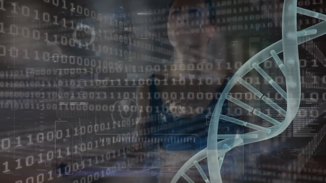 animación de la cadena de adn y procesamiento de datos sobre la mujer biracial haciendo ejercicio.