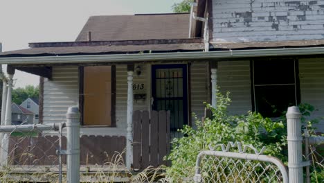 Casa-Abandonada-En-Columbus-Ohio-En-El-Lado-Este