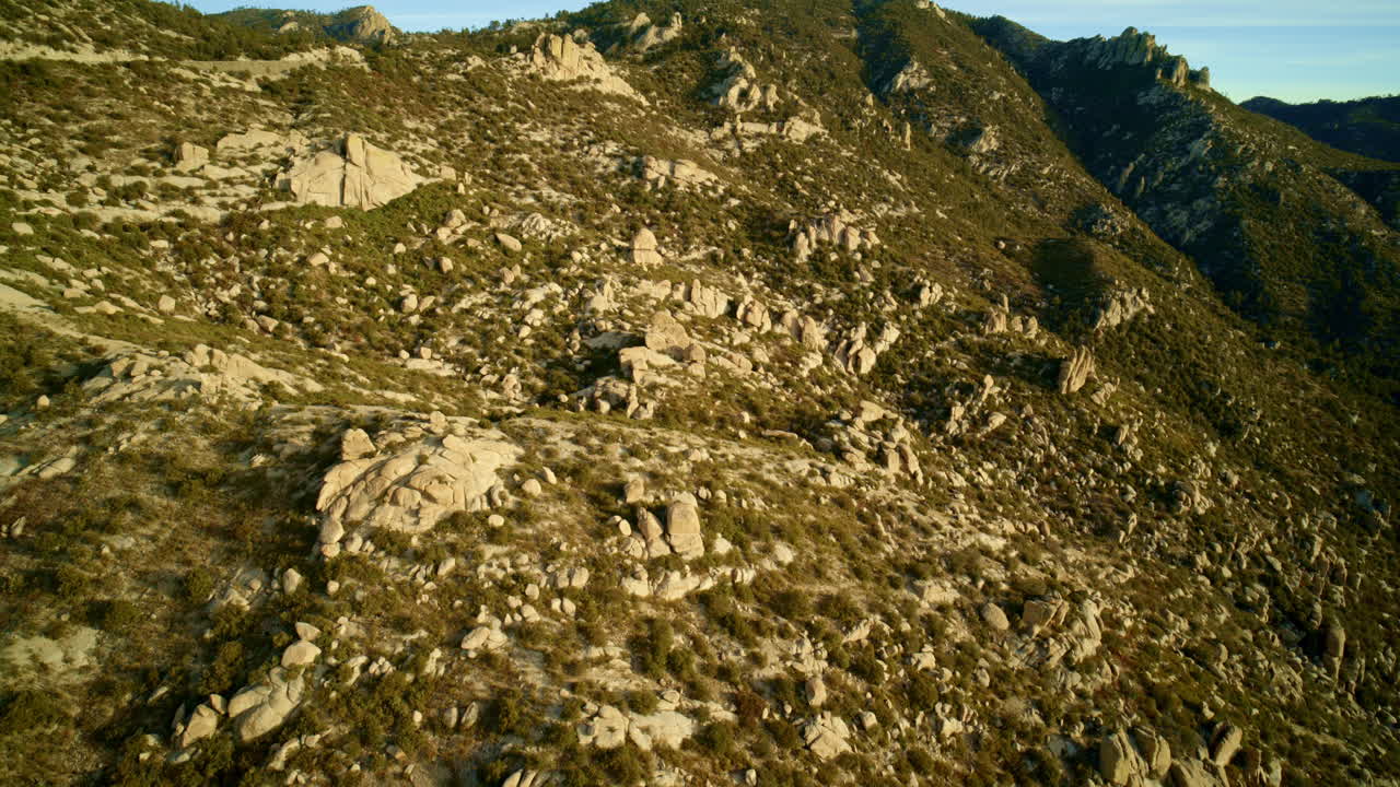 un dron fue disparado volando en mt. lemon en tucson, arizona.