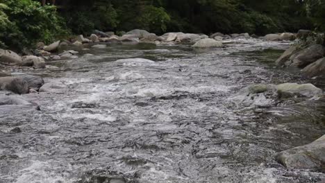 Little-River-Flow-Away-in-Vermont