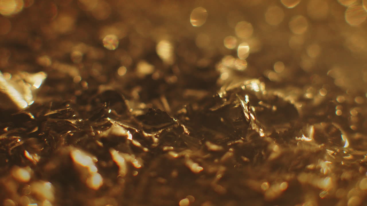 Golden color metal alloy fillings