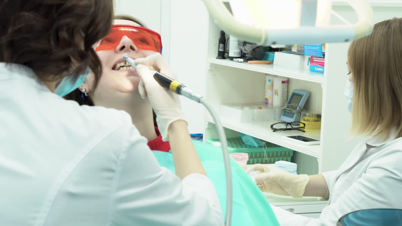 진행 중인 치과 절차