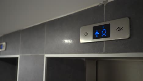 elevator floor indicator