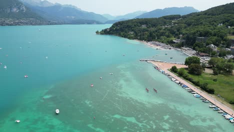 Lake-Annecy-Frankreich-Drohne,-Luftaufnahme,-4K-Videos