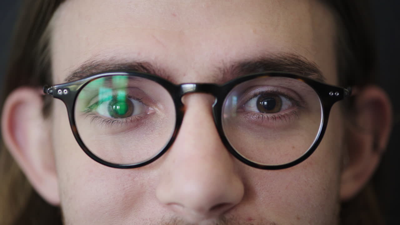 visión, ojos y gafas, hombre