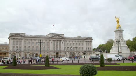 Palacio-de-Buckingham-y-Victoria-Memorial