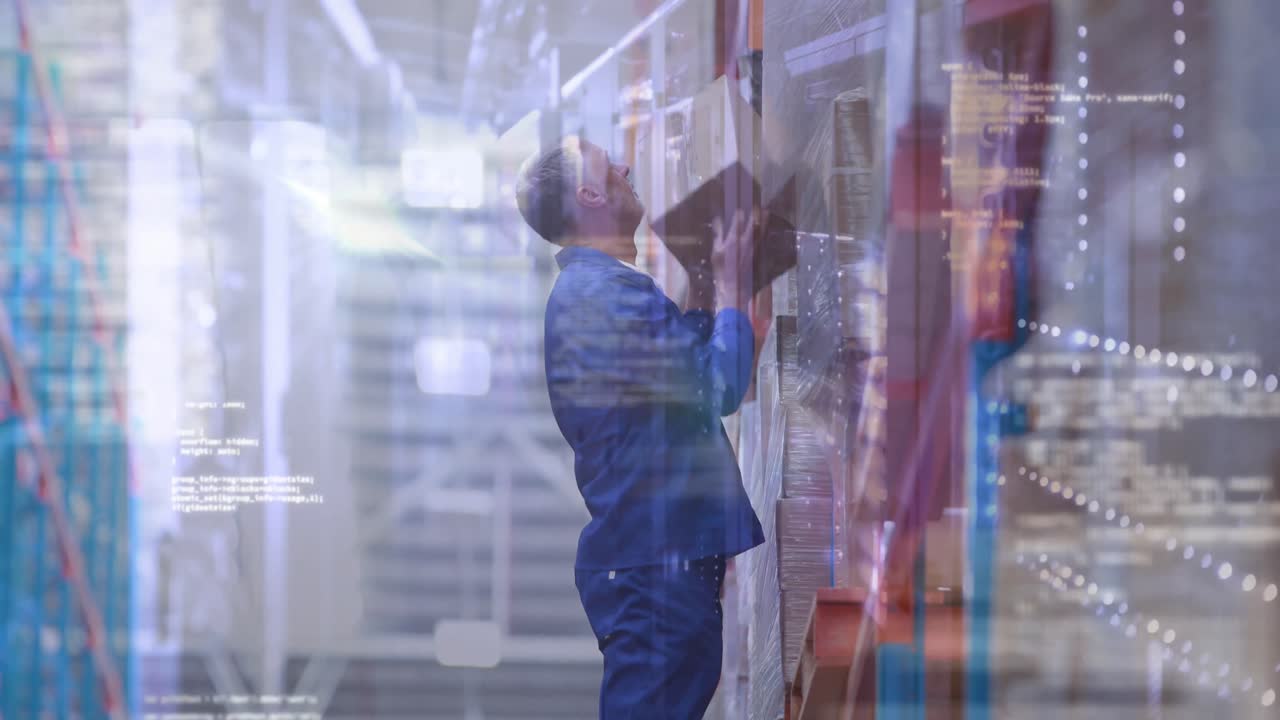 창고에서 백인 노동자에 대한 데이터 처리의 애니메이션.