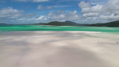 Paisaje-Mágico-De-Las-Islas-Whitsundays-Y-La-Playa-De-Whitehaven,-Queensland,-Australia,-Disparo-De-Drone