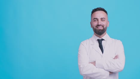 retrato de un médico sonriente
