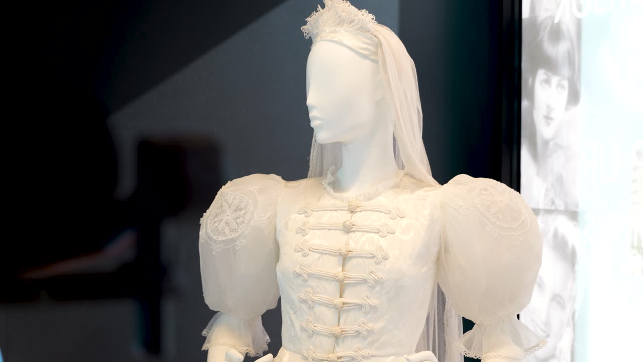 vello vestido de novia, vestido de novia húngaro de 100 años