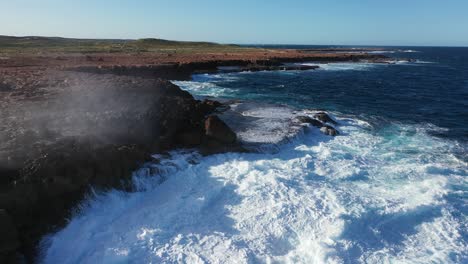 imágenes de drones de espiráculos de carnarvon en acción, australia occidental