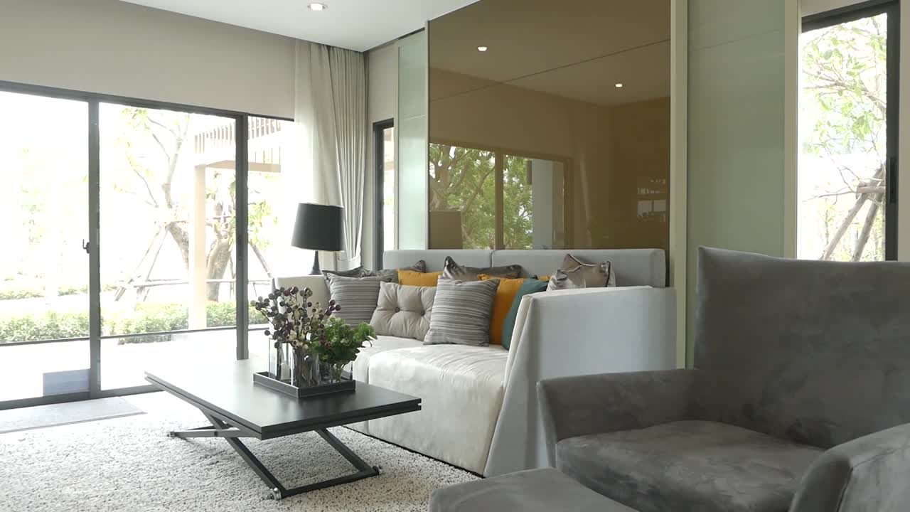 decoración acogedora y elegante de la sala de estar