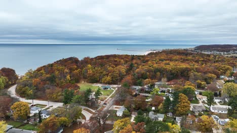 a famed neighborhood in muskegon during peak fall colors